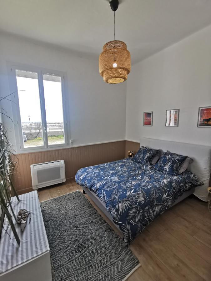 Spacieux Appartement Front De Mer Saintes-Maries-de-la-Mer Exterior foto